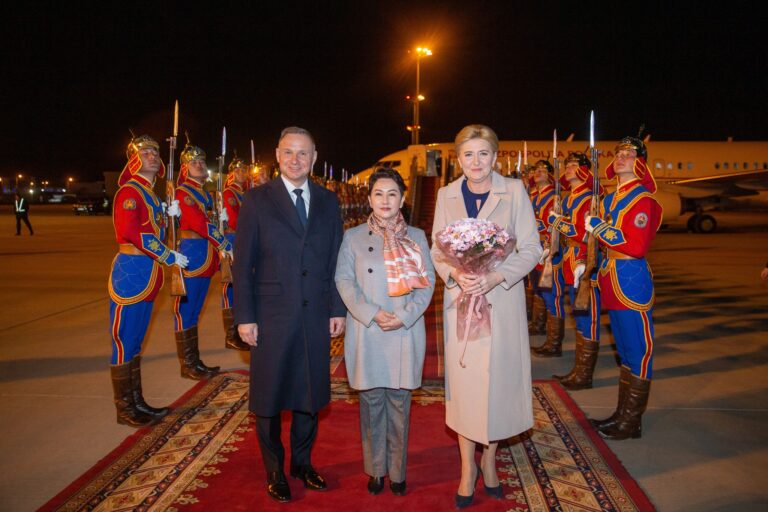 БНПУ-ын Ерөнхийлөгч Анджей Дудагийн төрийн айлчлал өндөрлөв